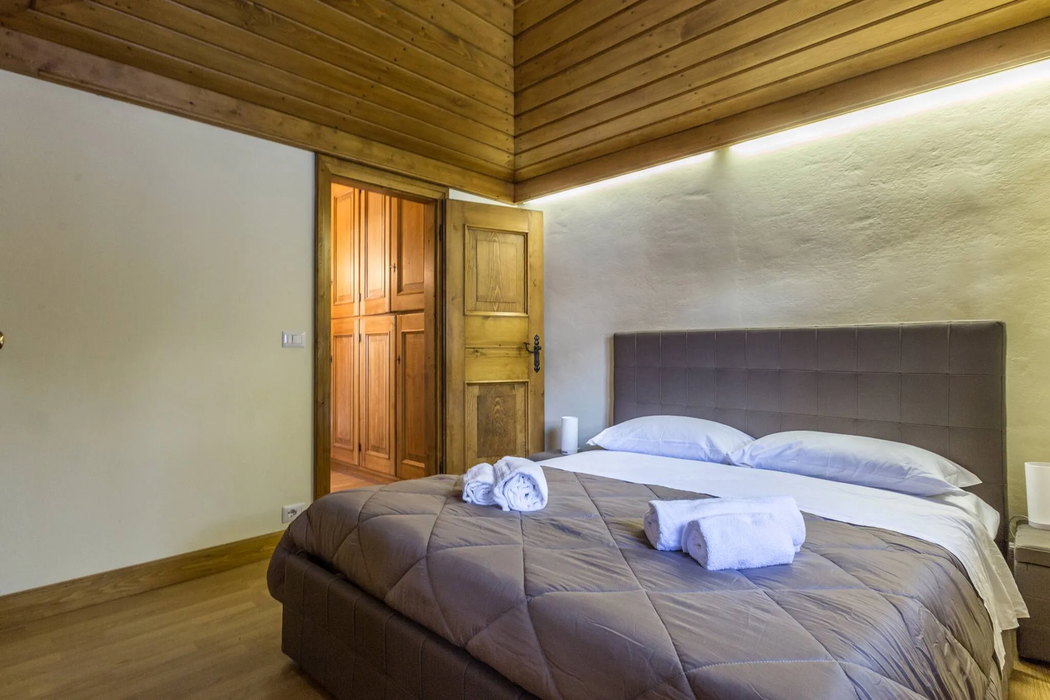 Cantore, Cortina - 35