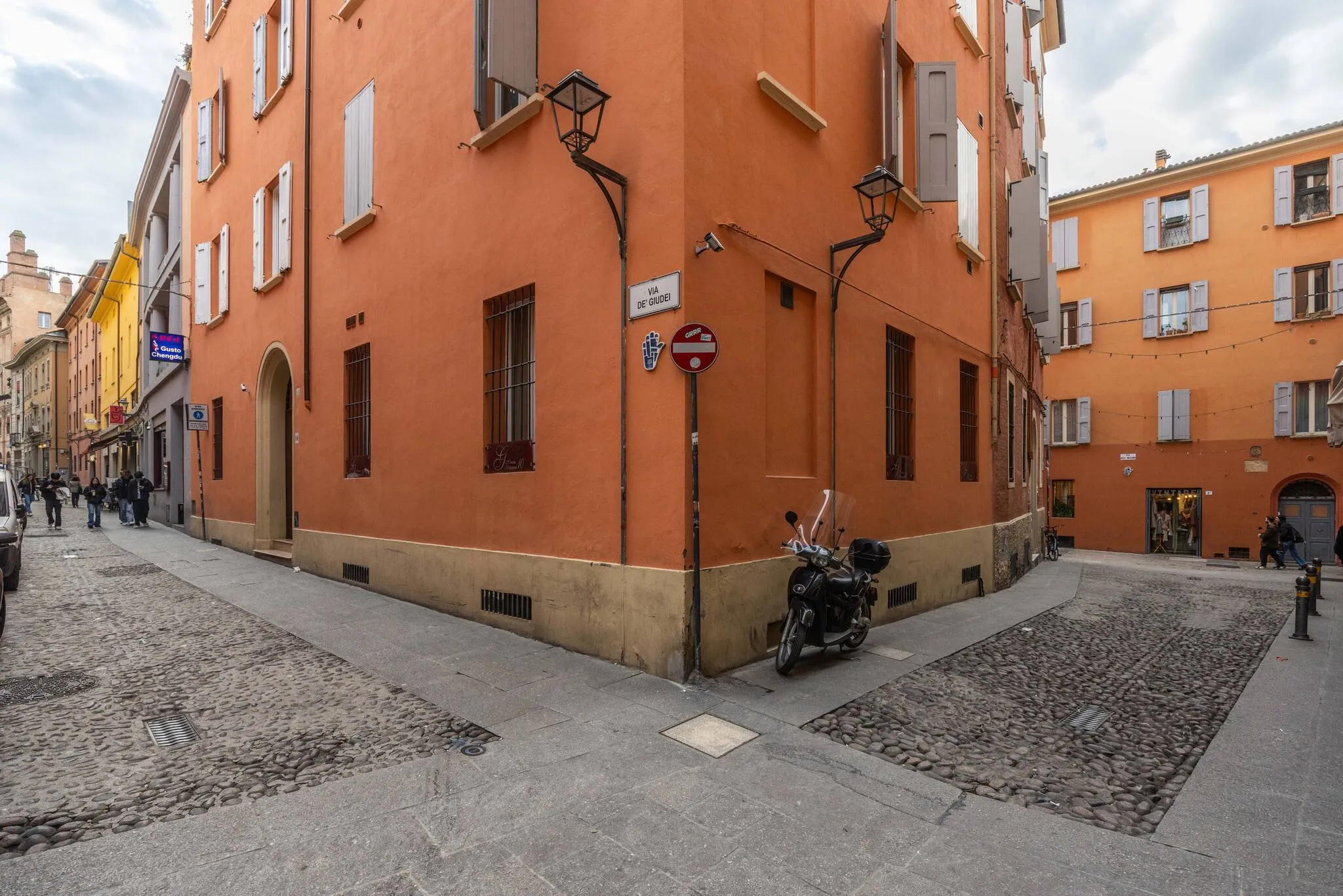 De'giudei, Bologna - 18